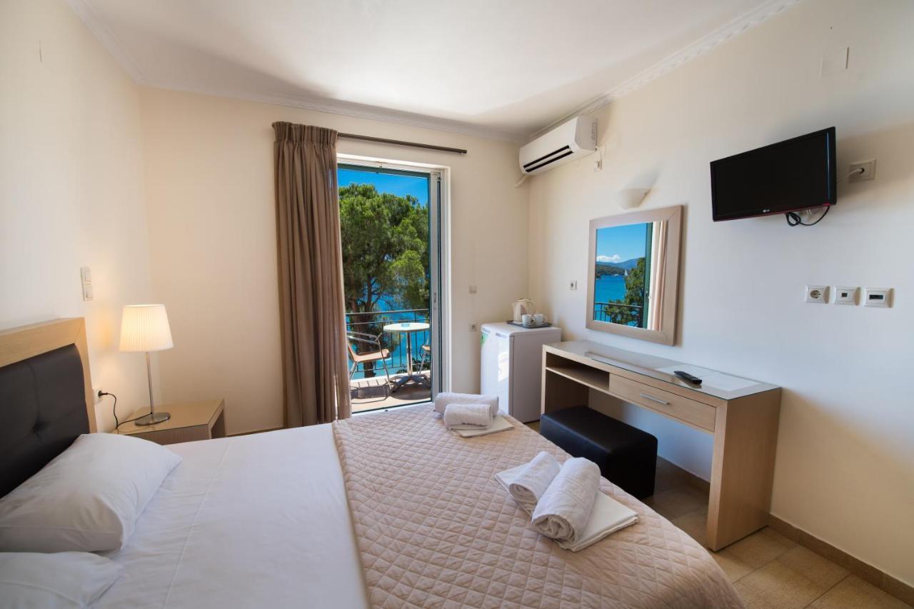 Marina Pansion Hotel Nydri  Eksteriør billede
